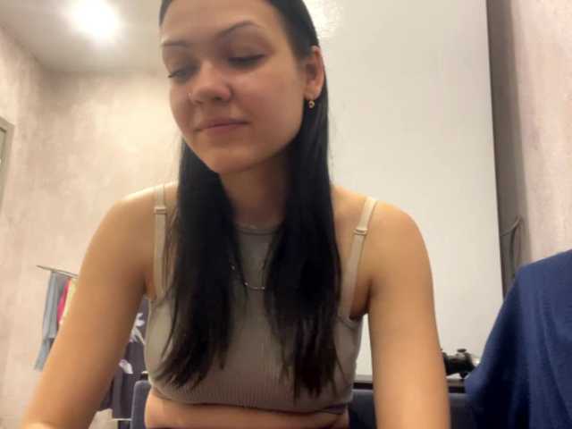 EmeritaFroehner live cam on BongaCams