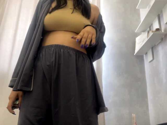 EmeritaFroehner live cam on BongaCams