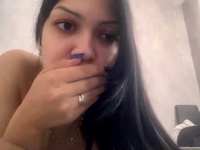 EmeritaFroehner live cam on BongaCams