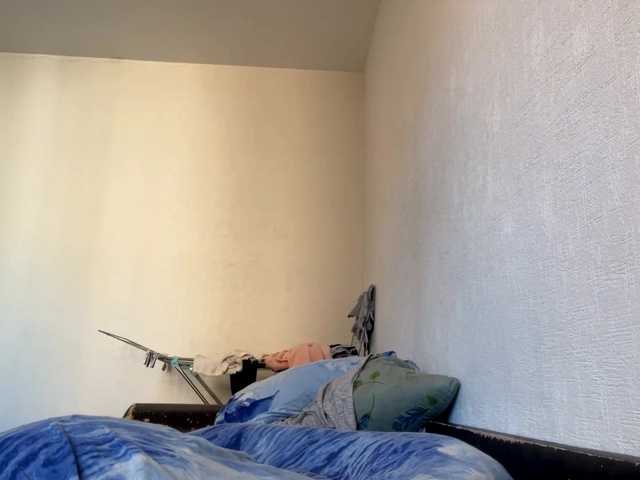 EmeritaFroehner live cam on BongaCams