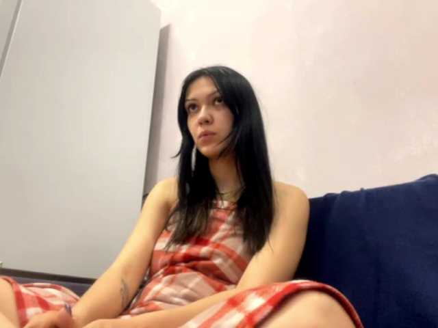 EmeritaFroehner live cam on BongaCams