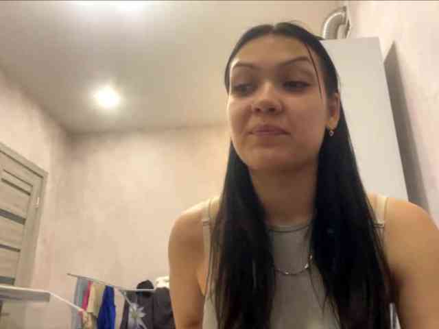 EmeritaFroehner webcam