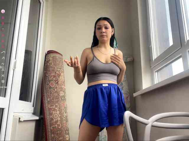 EmeritaFroehner webcam