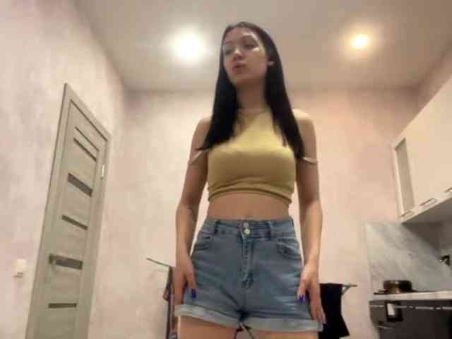 EmeritaFroehner Live Webcam on BongaCams