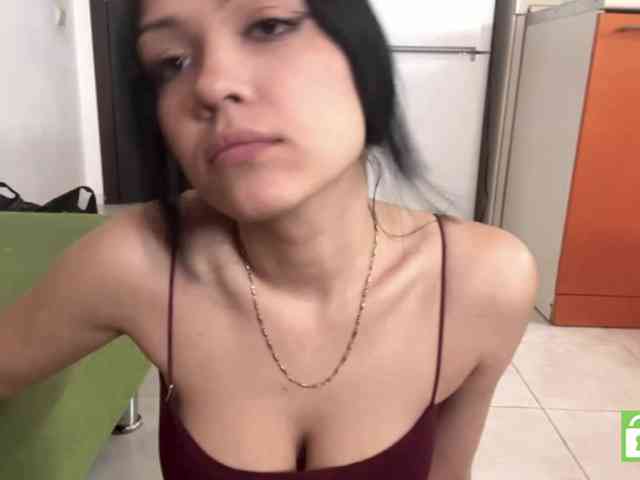 EmeritaFroehner webcam