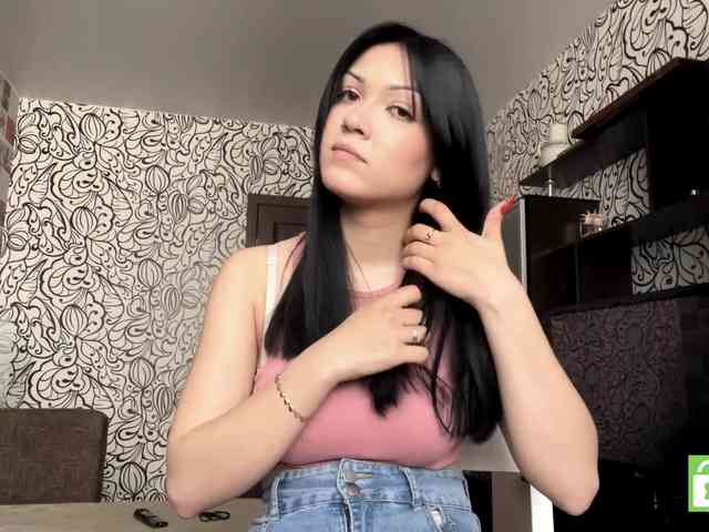 EmeritaFroehner webcam