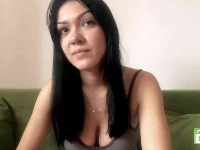 EmeritaFroehner webcam