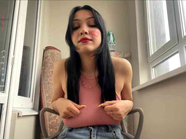 EmeritaFroehner webcam