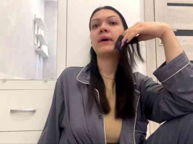 EmeritaFroehner webcam