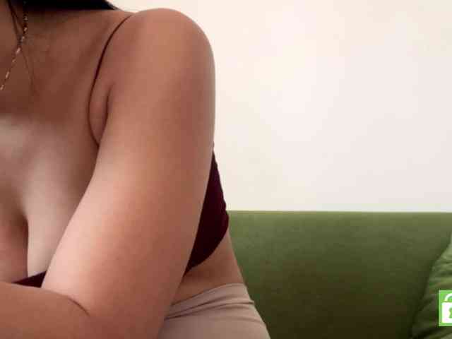 EmeritaFroehner webcam