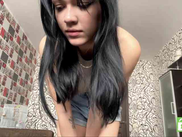 EmeritaFroehner webcam