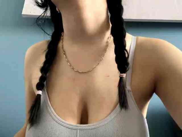 EmeritaFroehner webcam