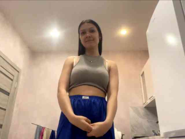 EmeritaFroehner webcam