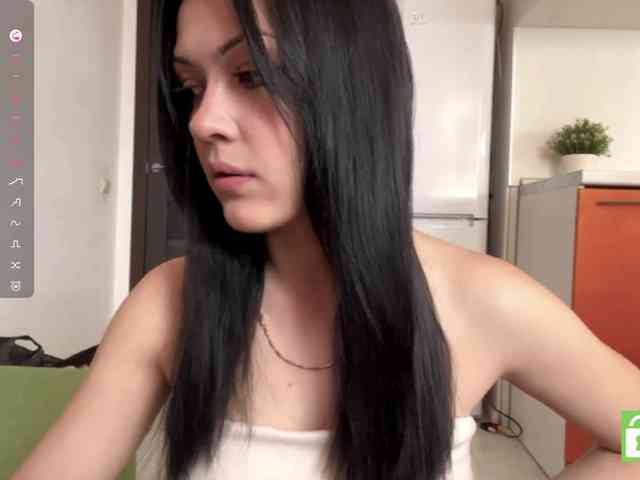 EmeritaFroehner webcam