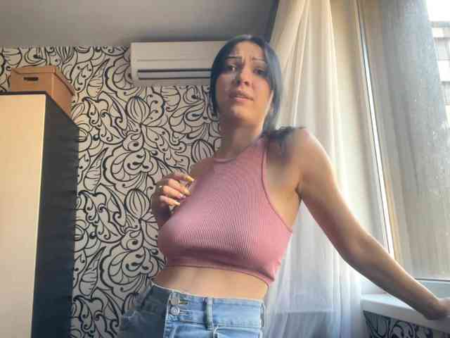 EmeritaFroehner webcam