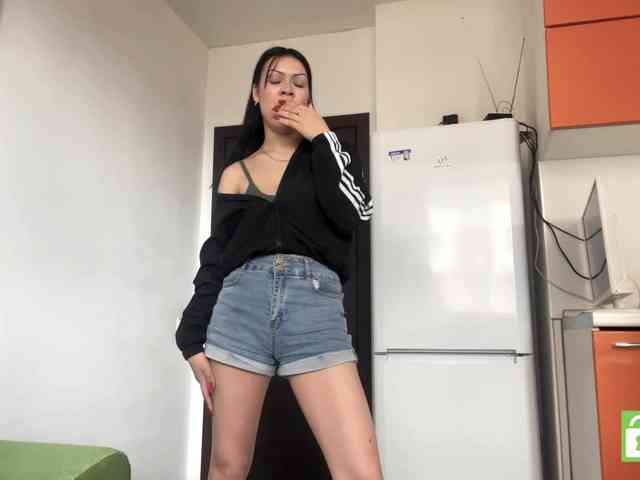 EmeritaFroehner webcam