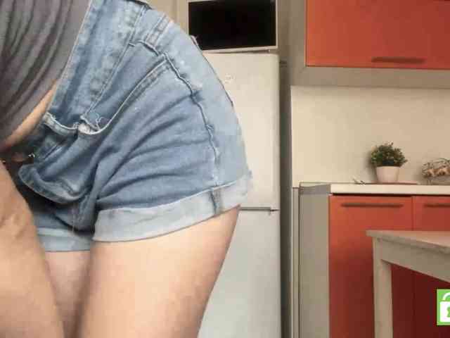 EmeritaFroehner webcam