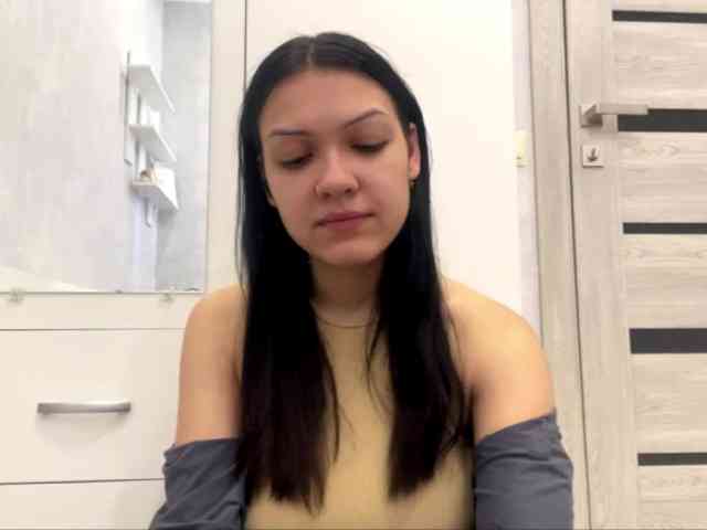 EmeritaFroehner webcam