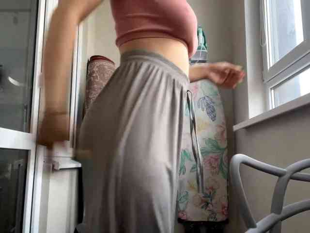 EmeritaFroehner webcam