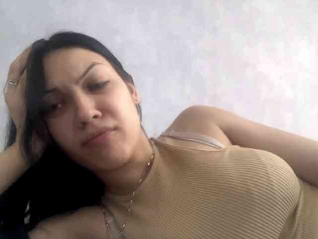 EmeritaFroehner webcam
