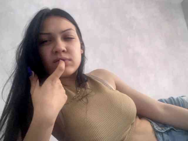 EmeritaFroehner webcam