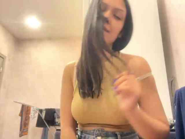EmeritaFroehner webcam