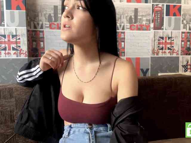 EmeritaFroehner webcam