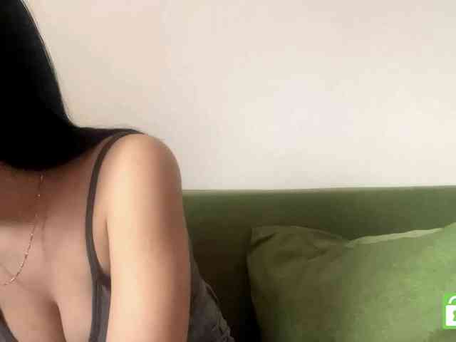 EmeritaFroehner webcam