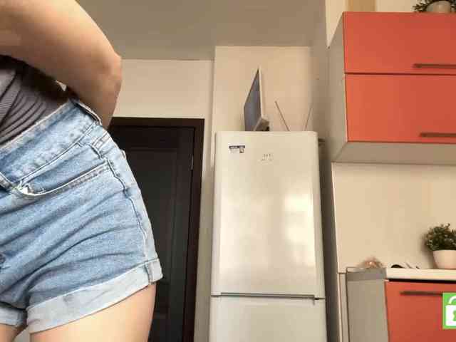 EmeritaFroehner webcam