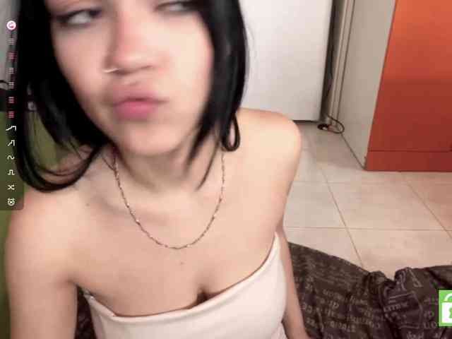 EmeritaFroehner webcam