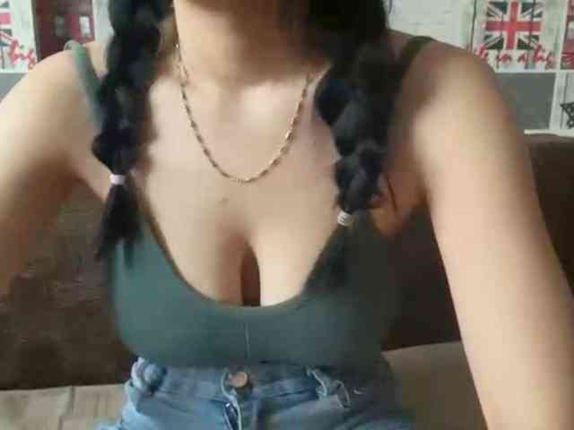 EmeritaFroehner webcam