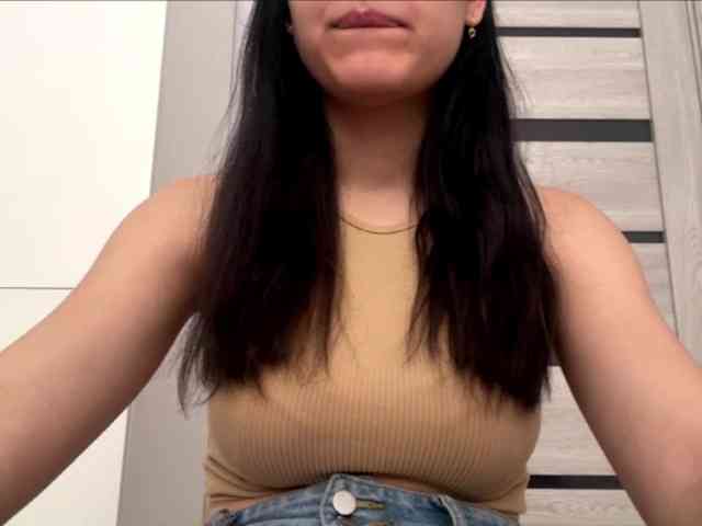 EmeritaFroehner webcam
