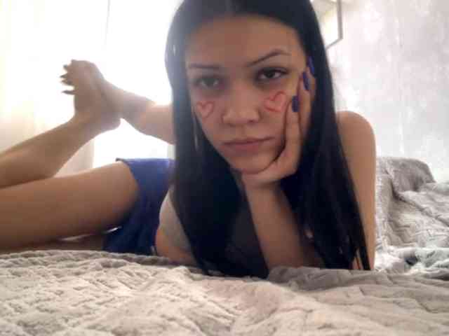 EmeritaFroehner webcam