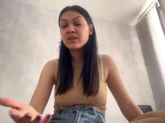 EmeritaFroehner webcam