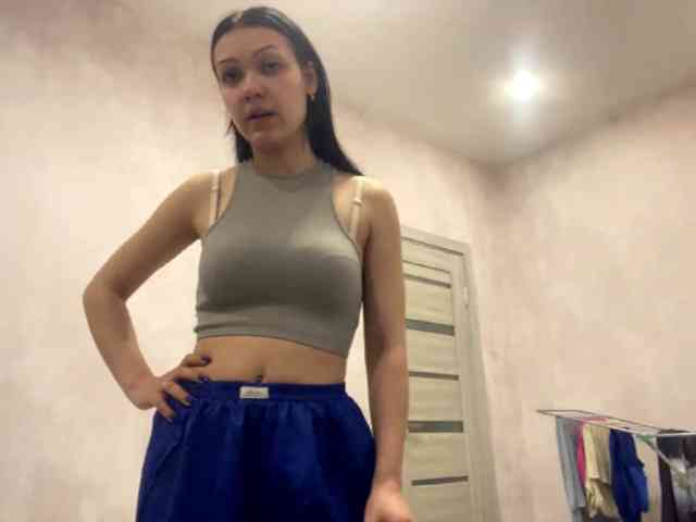 EmeritaFroehner webcam