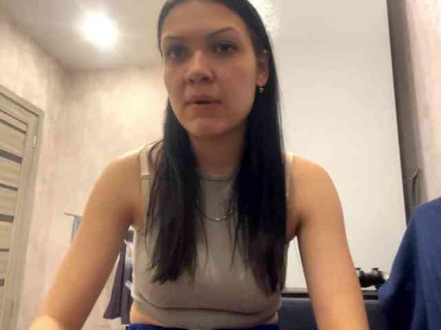 EmeritaFroehner webcam