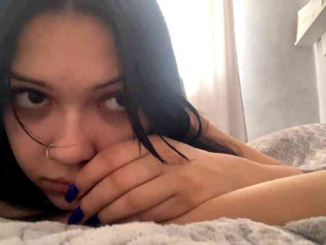 EmeritaFroehner webcam