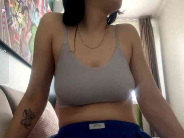 EmeritaFroehner webcam