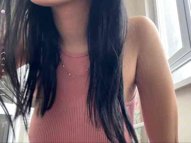 EmeritaFroehner webcam