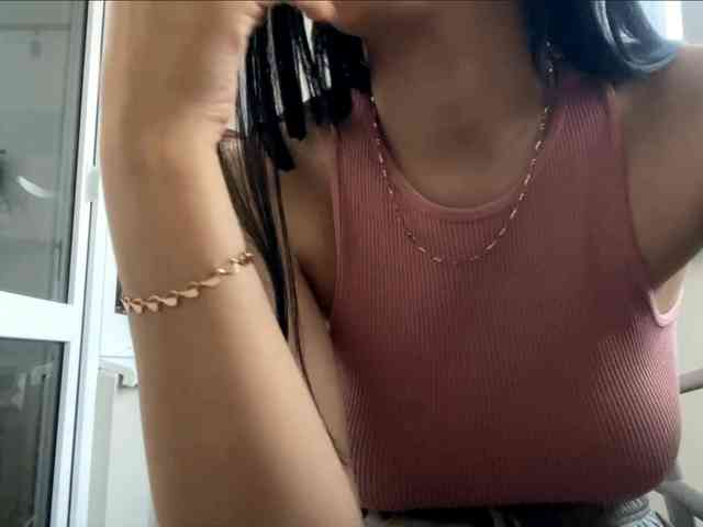 EmeritaFroehner webcam