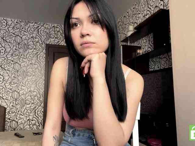 EmeritaFroehner webcam