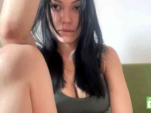 EmeritaFroehner webcam