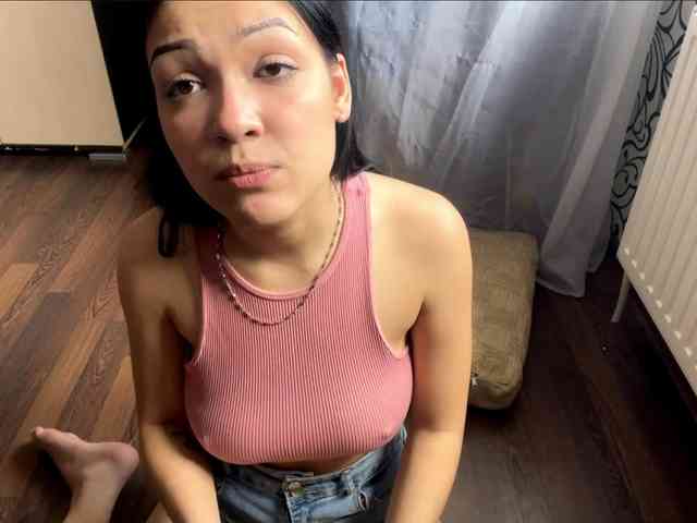 EmeritaFroehner webcam