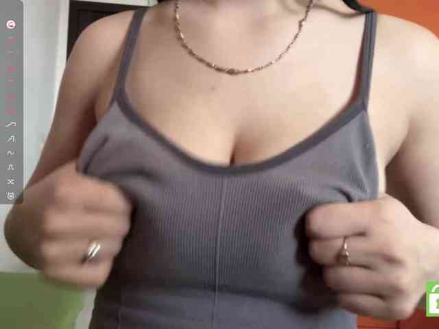 EmeritaFroehner webcam