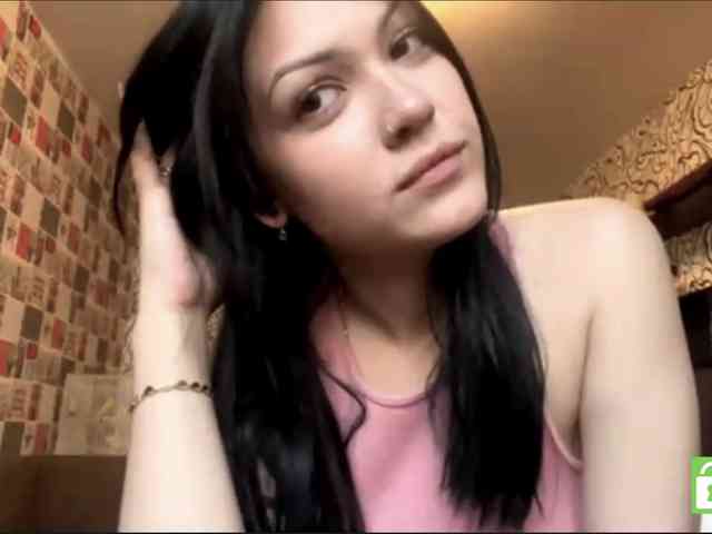 EmeritaFroehner webcam