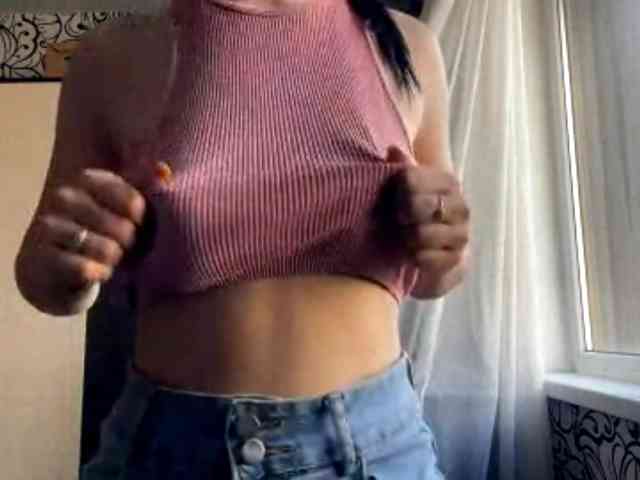 EmeritaFroehner webcam