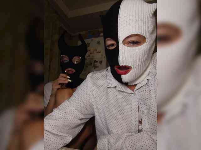 DoubleTalk Sex Cam Show