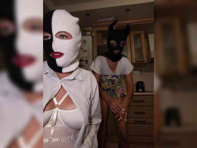 DoubleTalk Sex Cam Show