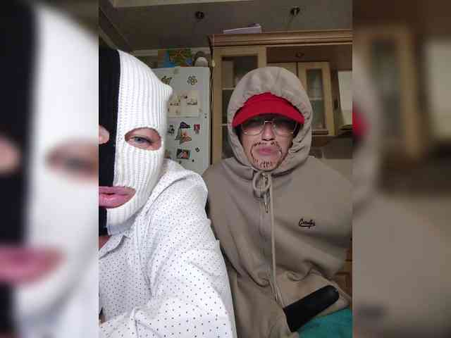 DoubleTalk Sex Cam Show