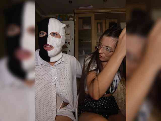 DoubleTalk Sex Cam Show